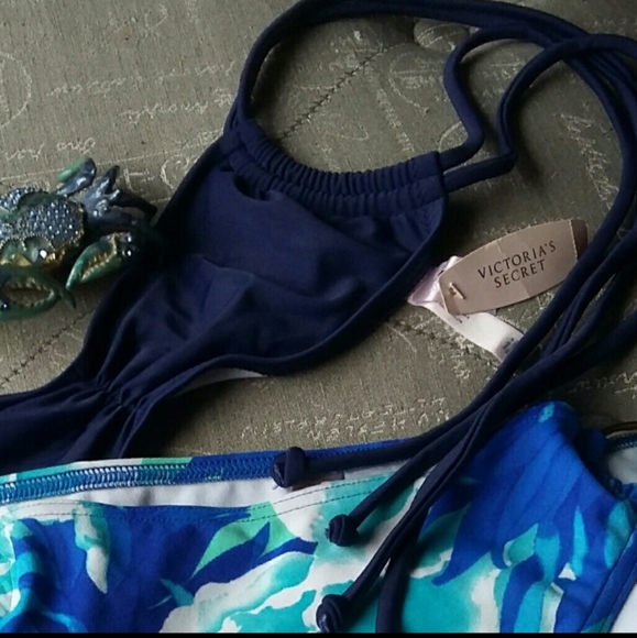 👄 2 Victoria Secret Bikini Sets - Picture 4 of 8